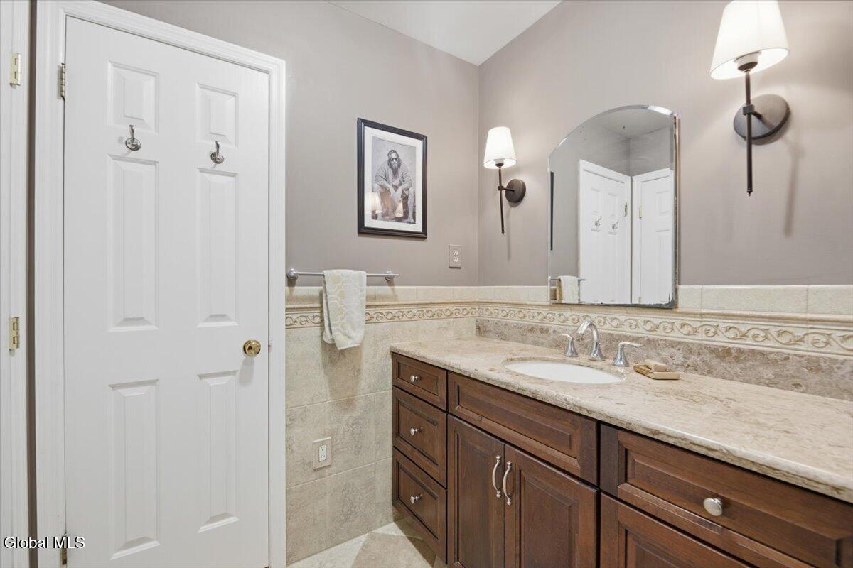 24 Fairwood Drive Queensbury NY 12804