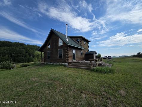75 Hebron Moors Way Granville NY 12832