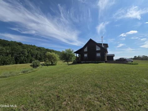 75 Hebron Moors Way Granville NY 12832