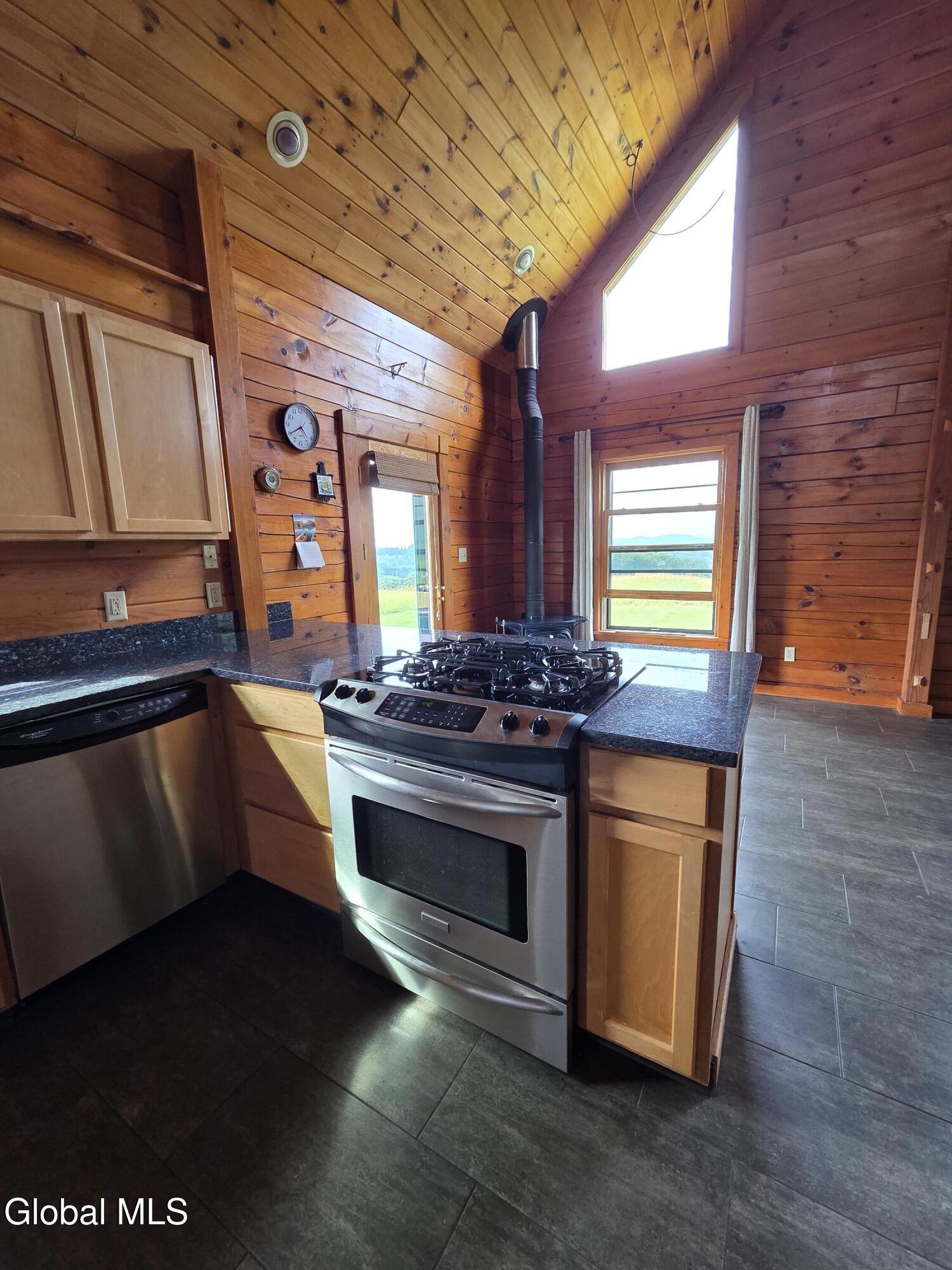 75 Hebron Moors Way Granville NY 12832