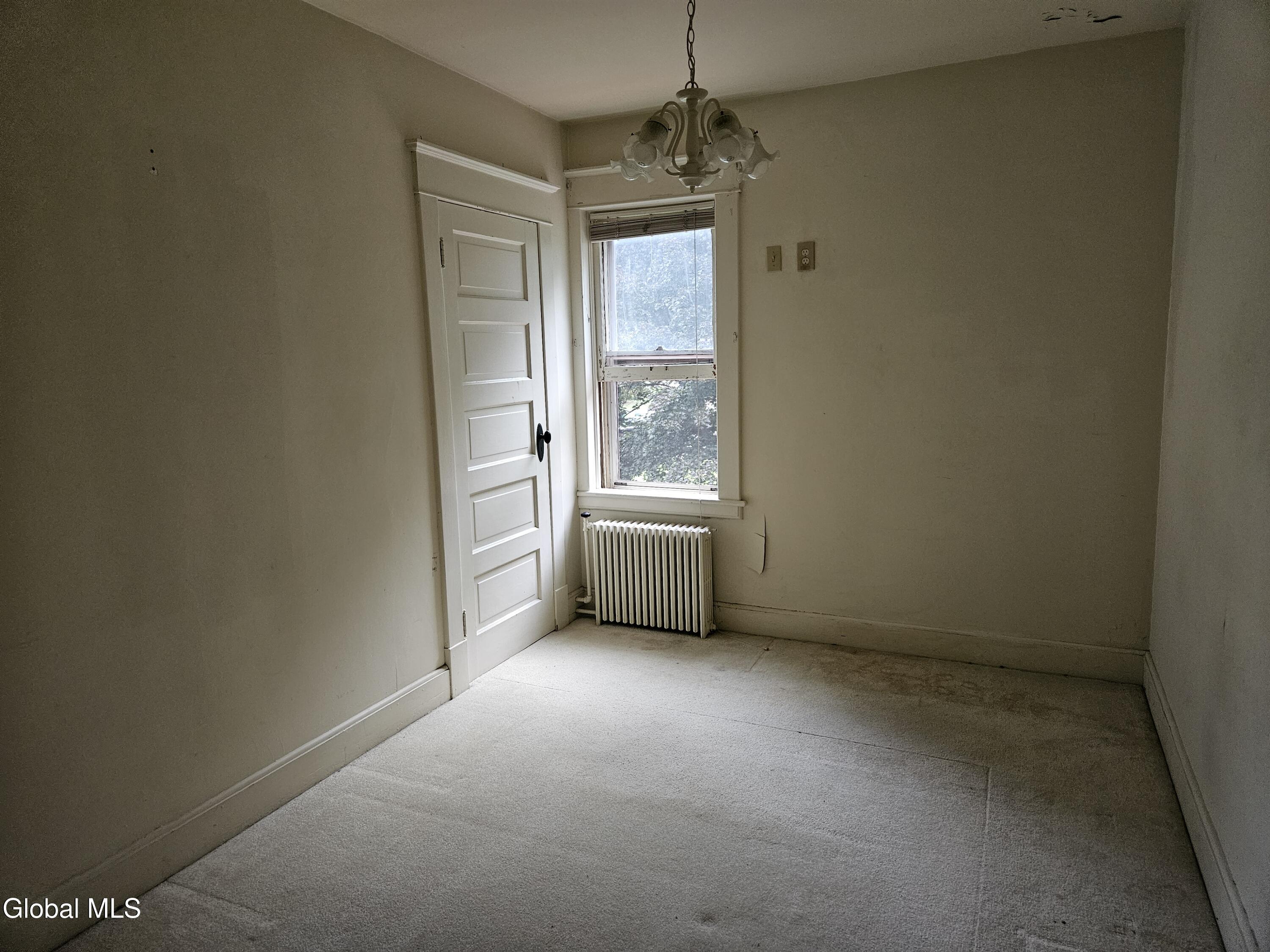 8 Schonowee Avenue Scotia NY 12302
