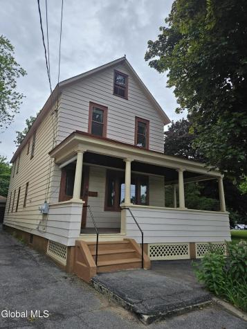8 Schonowee Avenue Scotia NY 12302