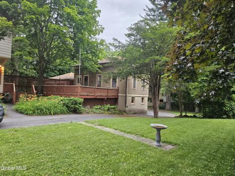 8 Schonowee Avenue Scotia NY 12302