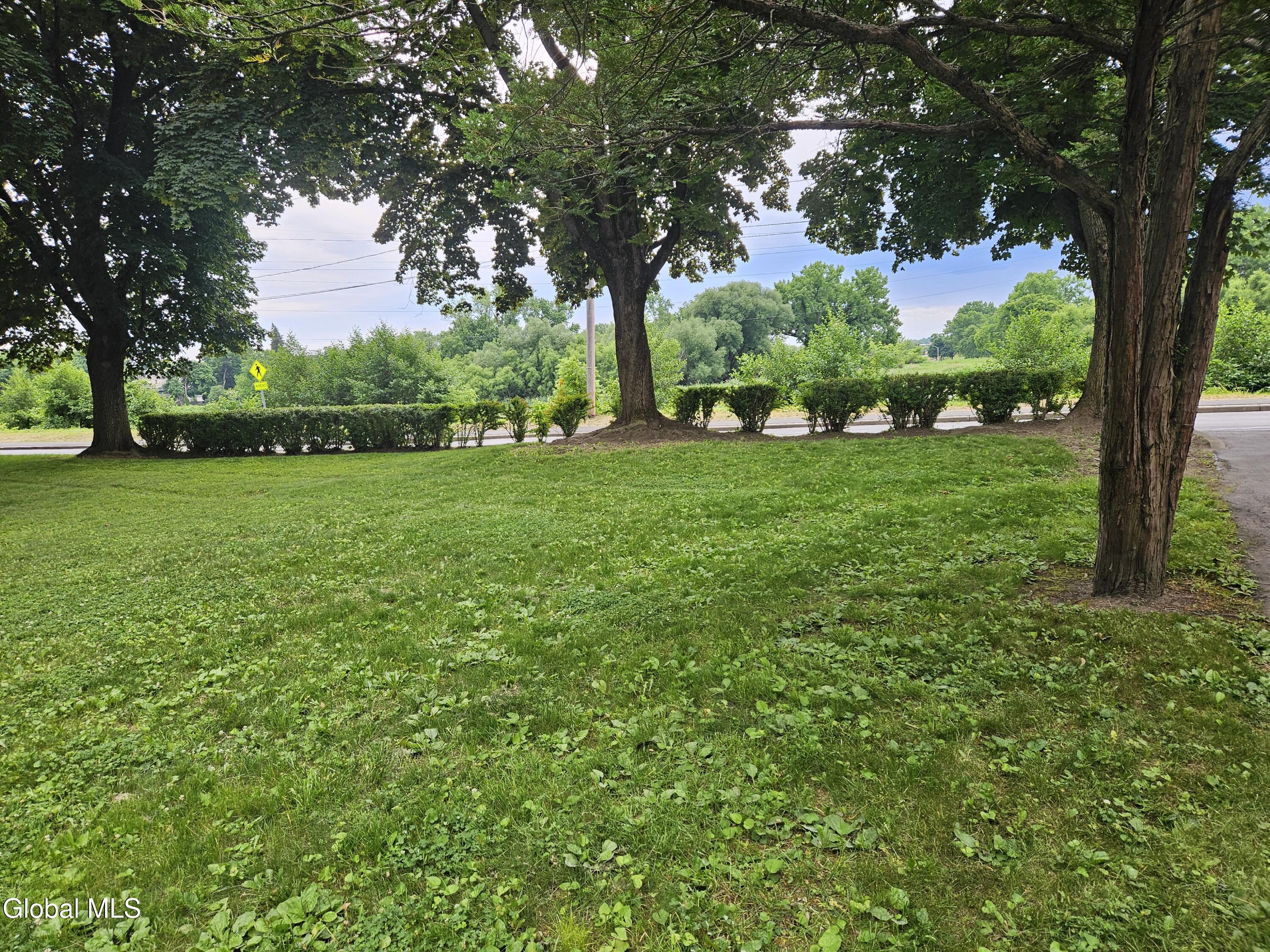 8 Schonowee Avenue Scotia NY 12302