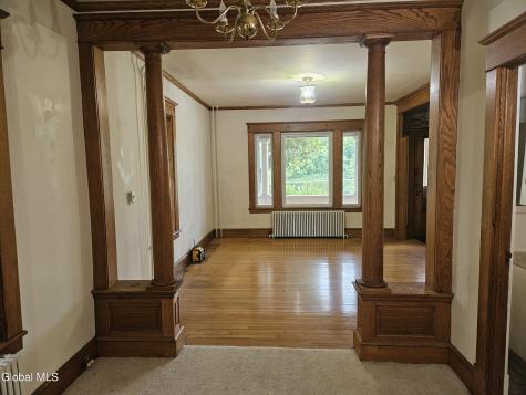 8 Schonowee Avenue Scotia NY 12302
