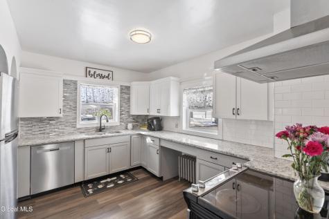 12 Lawndale Avenue Schenectady NY 12306