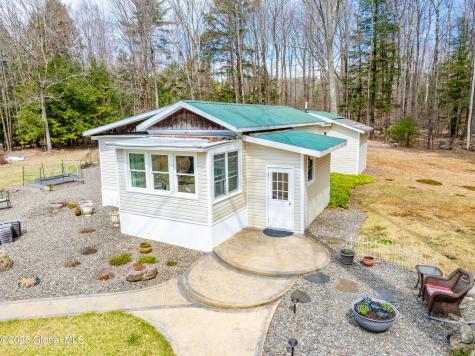 77 Davitt Lake Road Averill Park NY 12018