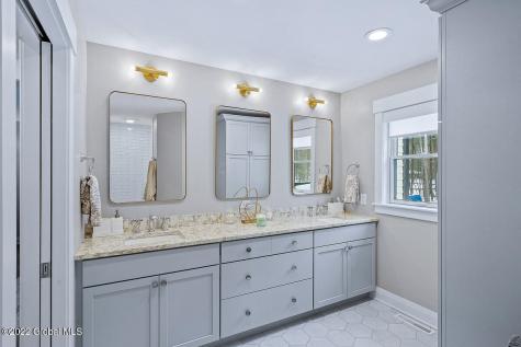 2 Northbrook Drive Saratoga Springs NY 12866