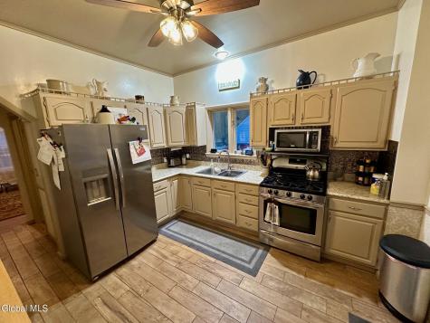 484 Kenwood Avenue Delmar NY 12054