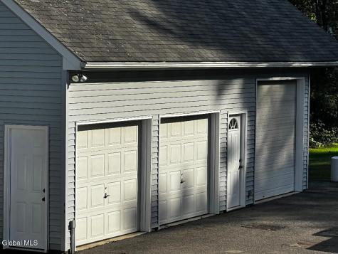 484 Kenwood Avenue Delmar NY 12054