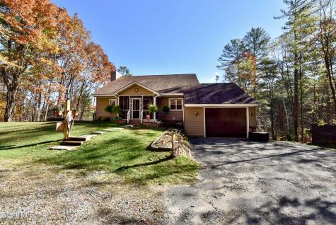 10 Lakeside Estate Corinth NY 12822