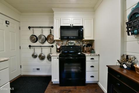 10 Lakeside Estate Corinth NY 12822