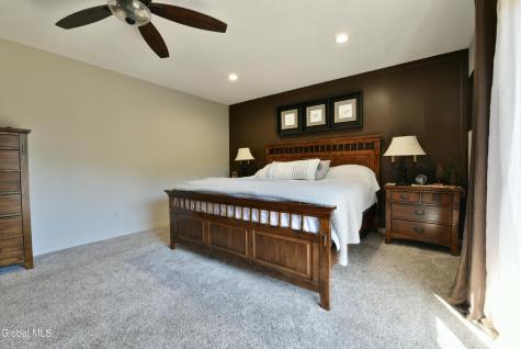 10 Lakeside Estate Corinth NY 12822