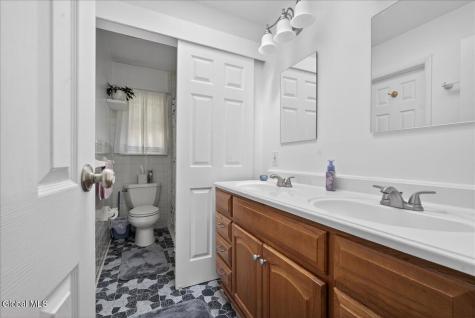 12 Cherry Lane Clifton Park NY 12065