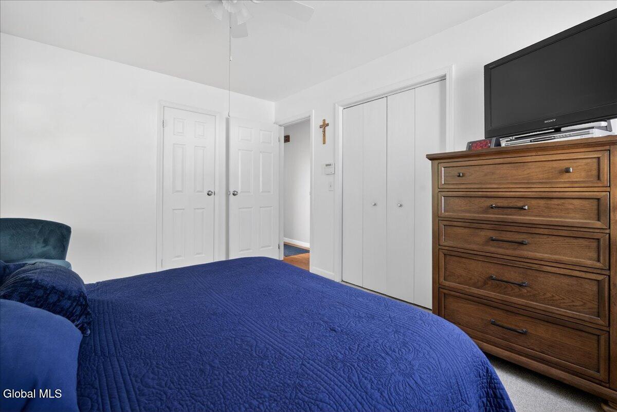 12 Cherry Lane Clifton Park NY 12065