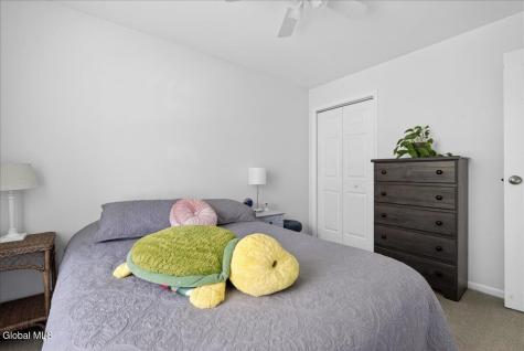 12 Cherry Lane Clifton Park NY 12065