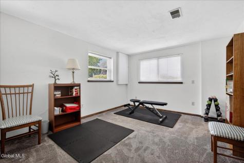 12 Cherry Lane Clifton Park NY 12065
