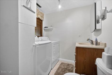 12 Cherry Lane Clifton Park NY 12065