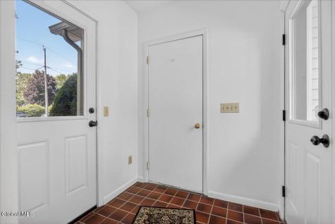 12 Cherry Lane Clifton Park NY 12065