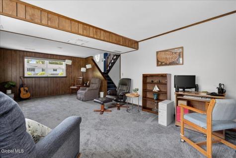 12 Cherry Lane Clifton Park NY 12065