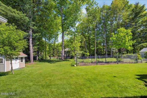 12 Cherry Lane Clifton Park NY 12065