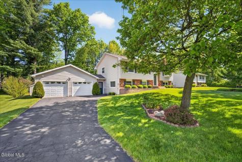 12 Cherry Lane Clifton Park NY 12065