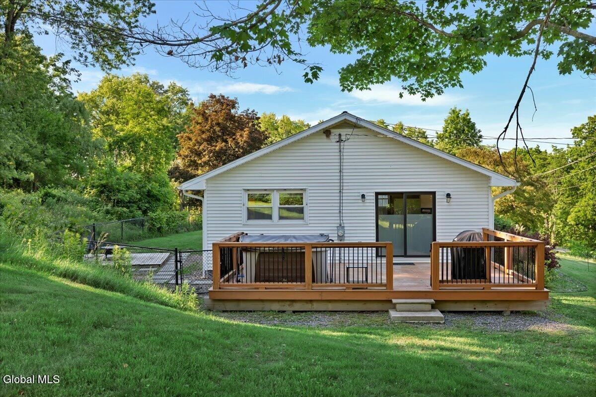45 Garfield Road Poestenkill NY 12140