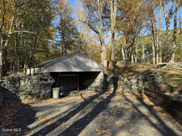 86 E Honey Hollow Road Earlton NY 12058
