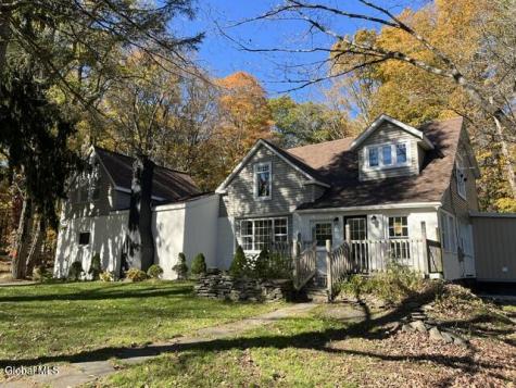 86 E Honey Hollow Road Earlton NY 12058