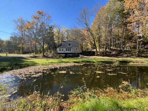 86 E Honey Hollow Road Earlton NY 12058