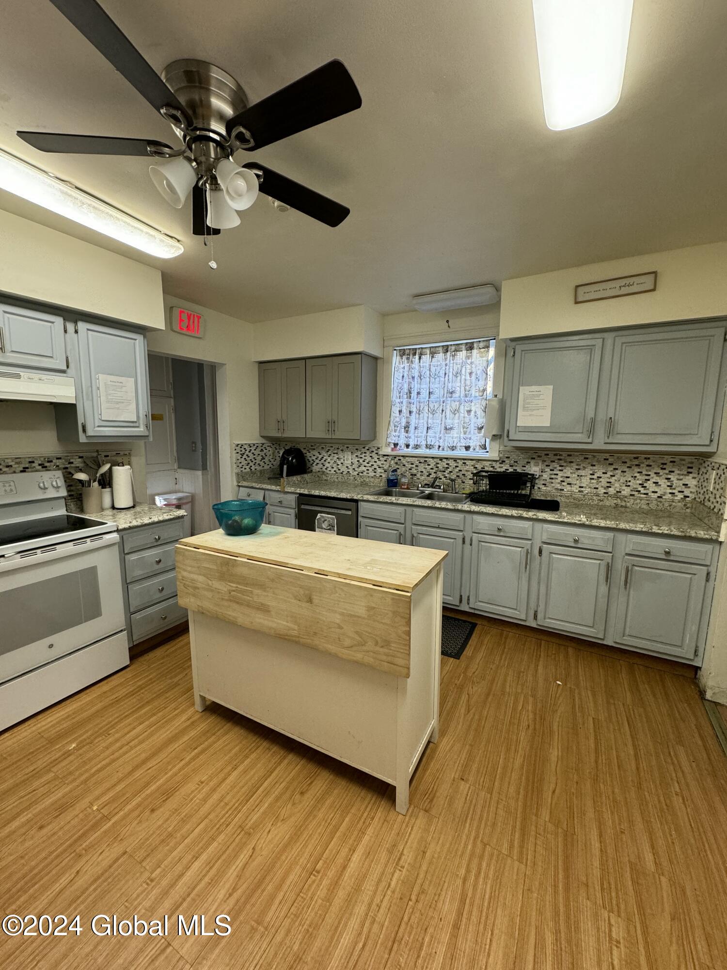 7 Collins Avenue Troy NY 12180
