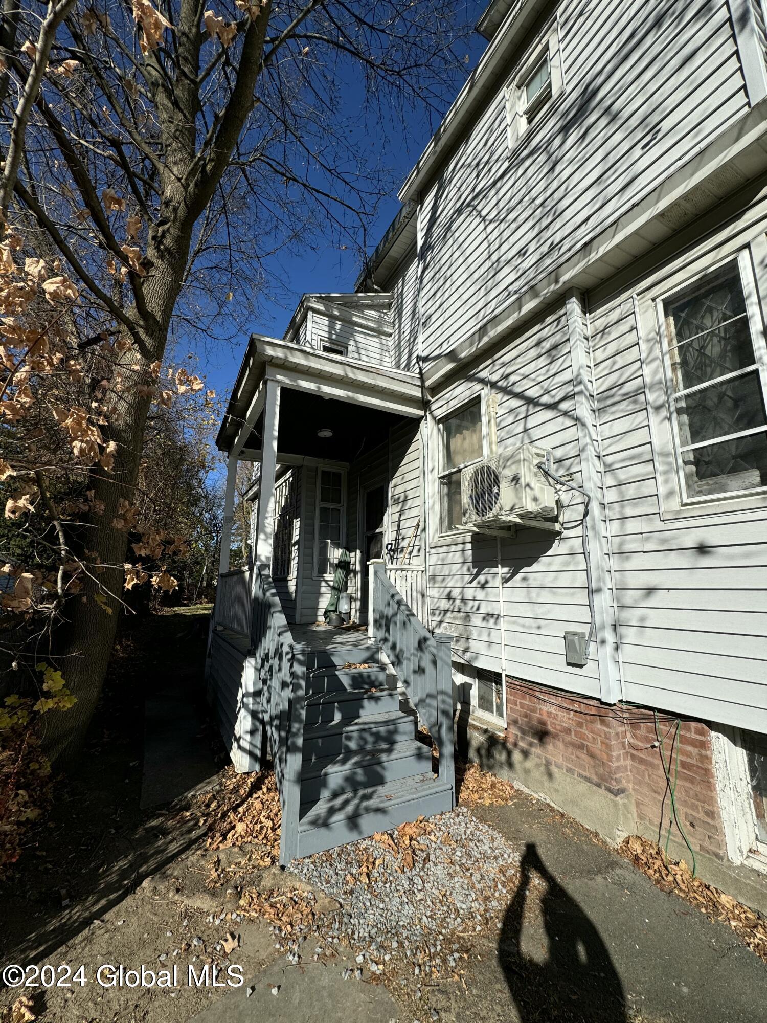 7 Collins Avenue Troy NY 12180
