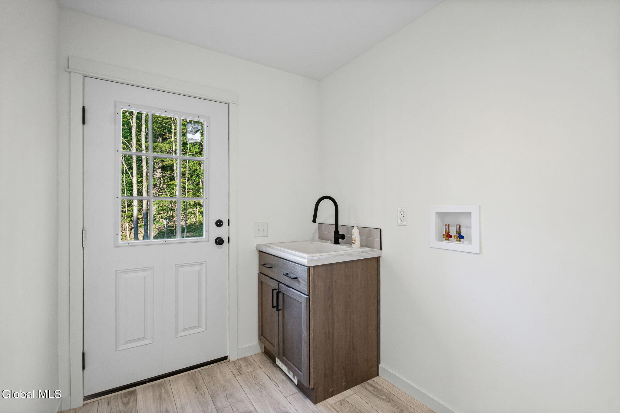 727 Irish Hill Road Berne NY 12023