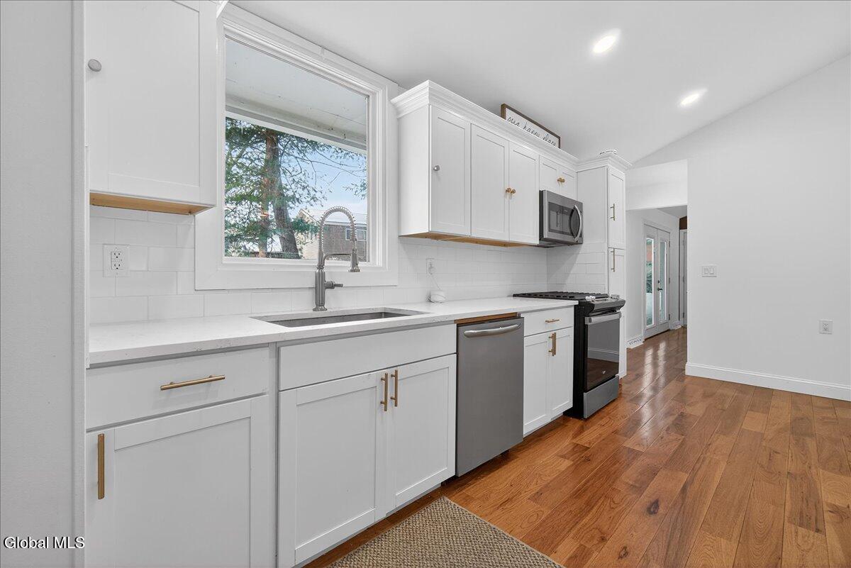 108 Governor Drive Glenville NY 12302