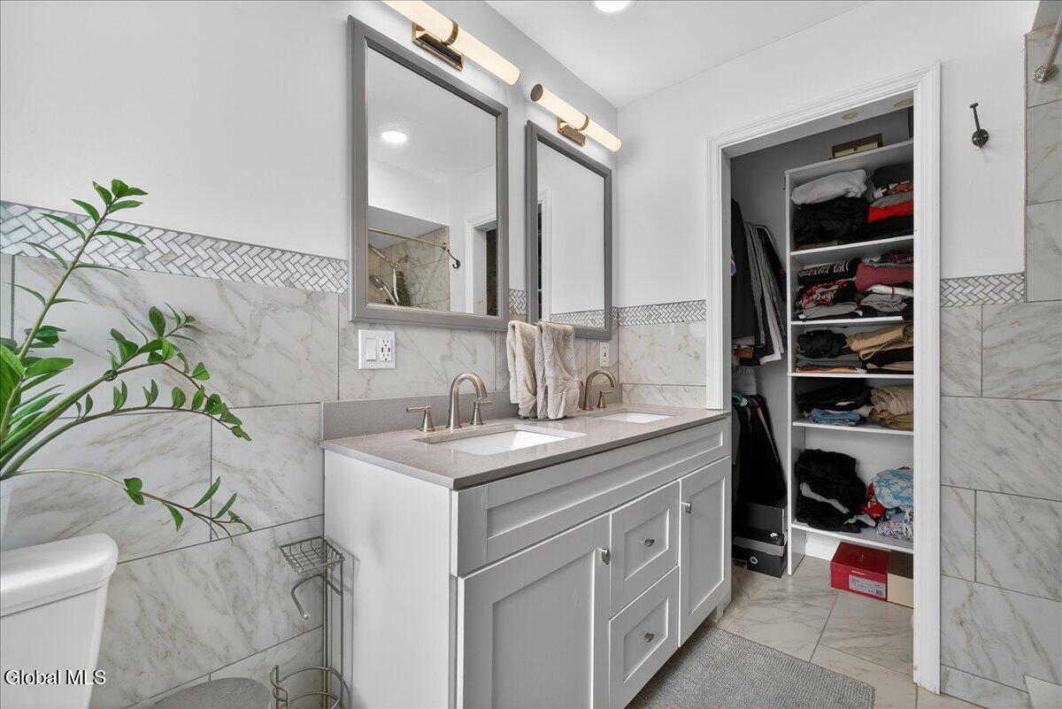 108 Governor Drive Glenville NY 12302