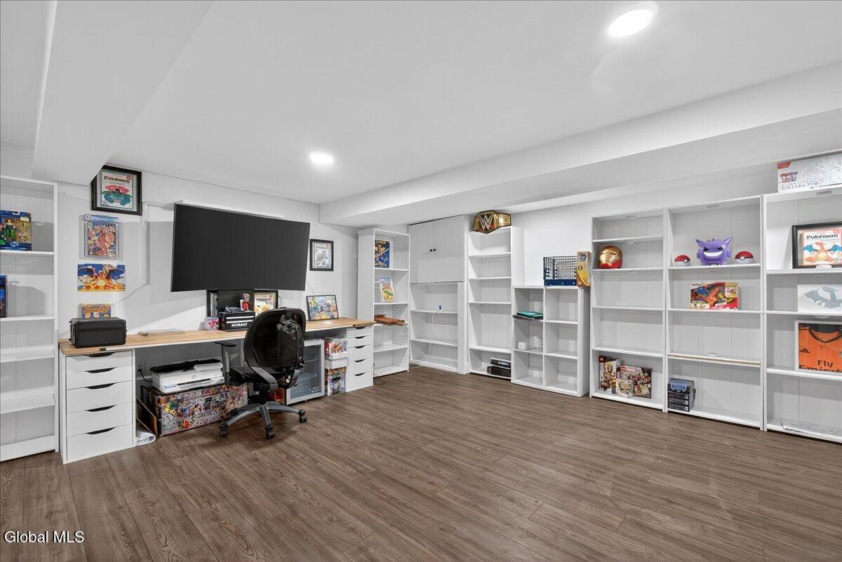 108 Governor Drive Glenville NY 12302