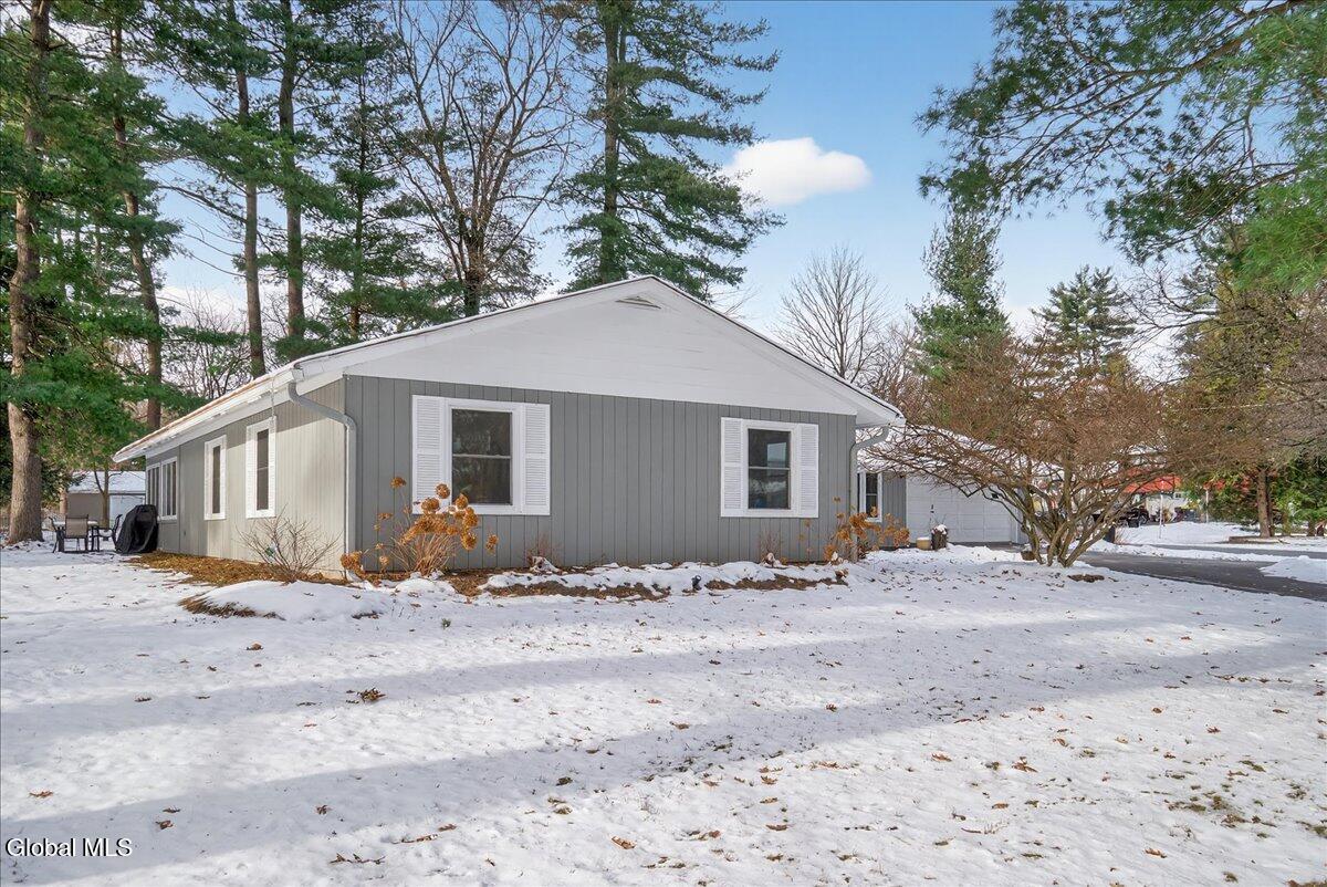 108 Governor Drive Glenville NY 12302