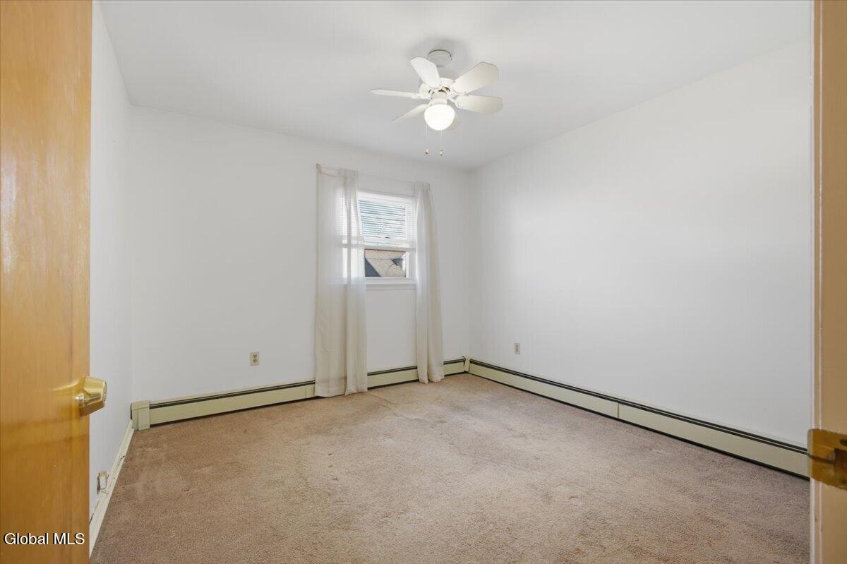 2734 Clyde Avenue Rotterdam NY 12306