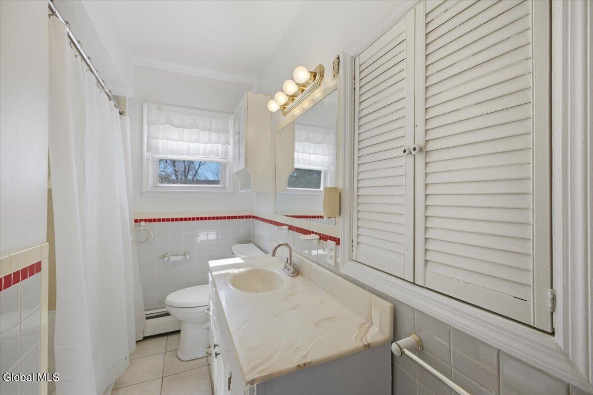 2734 Clyde Avenue Rotterdam NY 12306