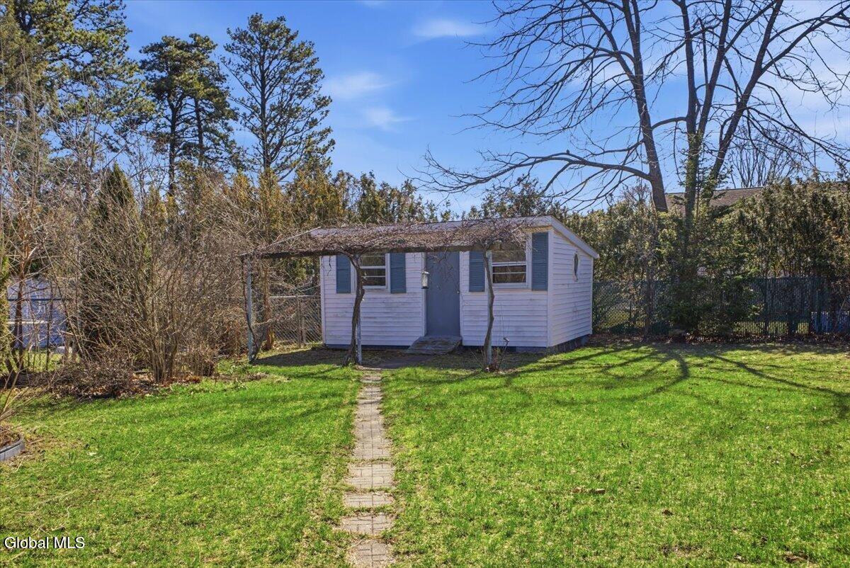 2734 Clyde Avenue Rotterdam NY 12306