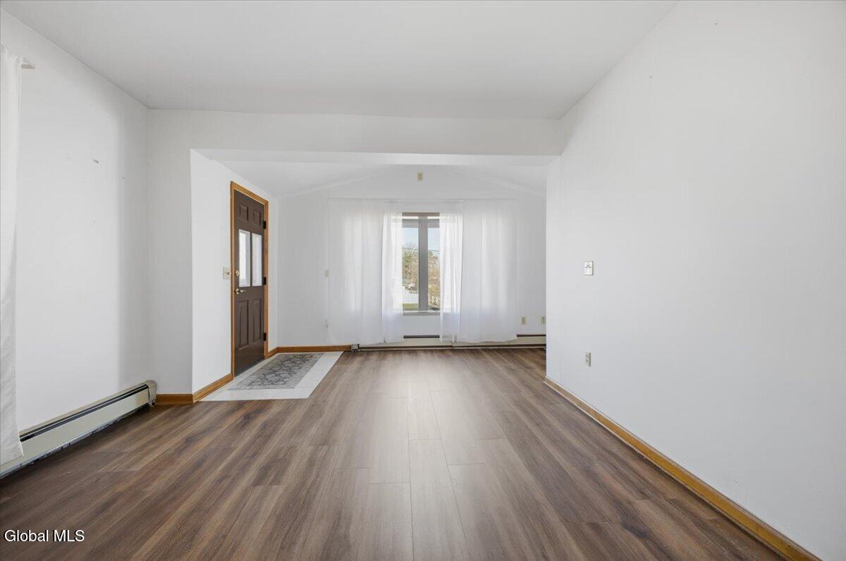 2734 Clyde Avenue Rotterdam NY 12306