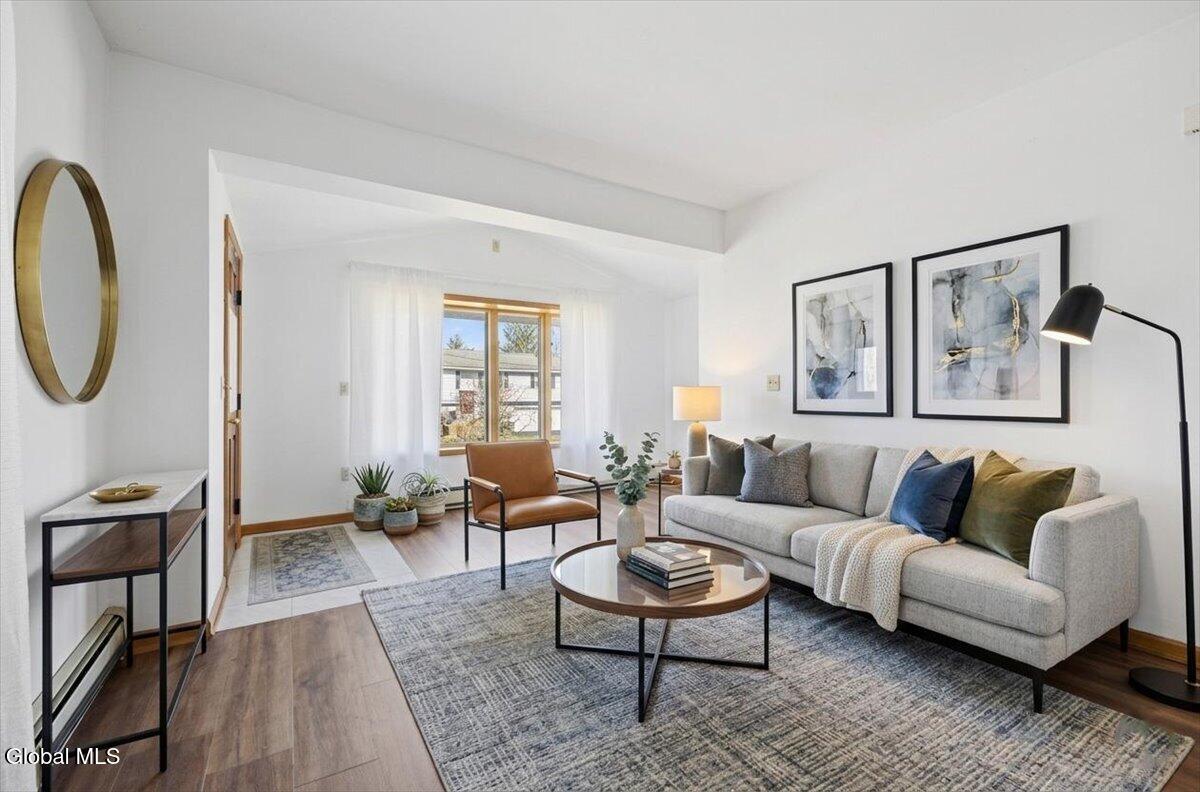 2734 Clyde Avenue Rotterdam NY 12306