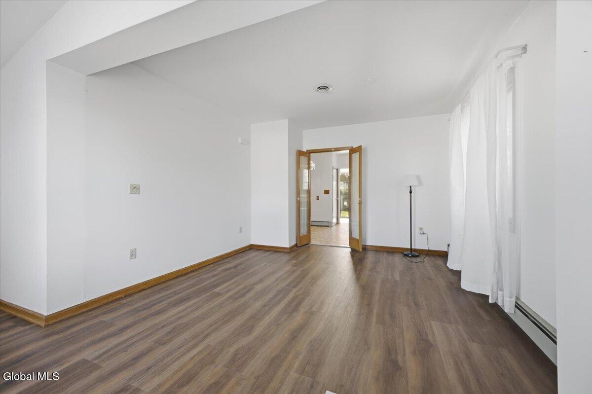2734 Clyde Avenue Rotterdam NY 12306