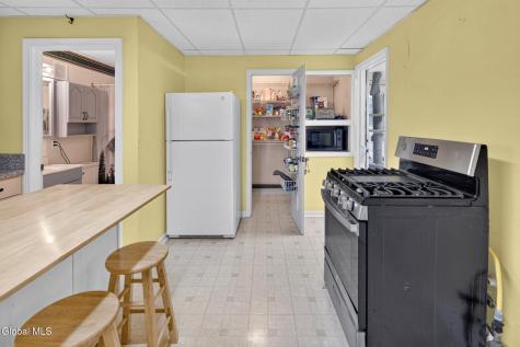 86 Mann Avenue Troy NY 12180