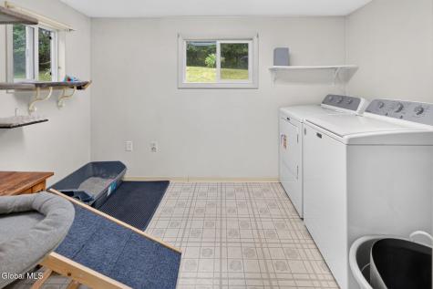 86 Mann Avenue Troy NY 12180