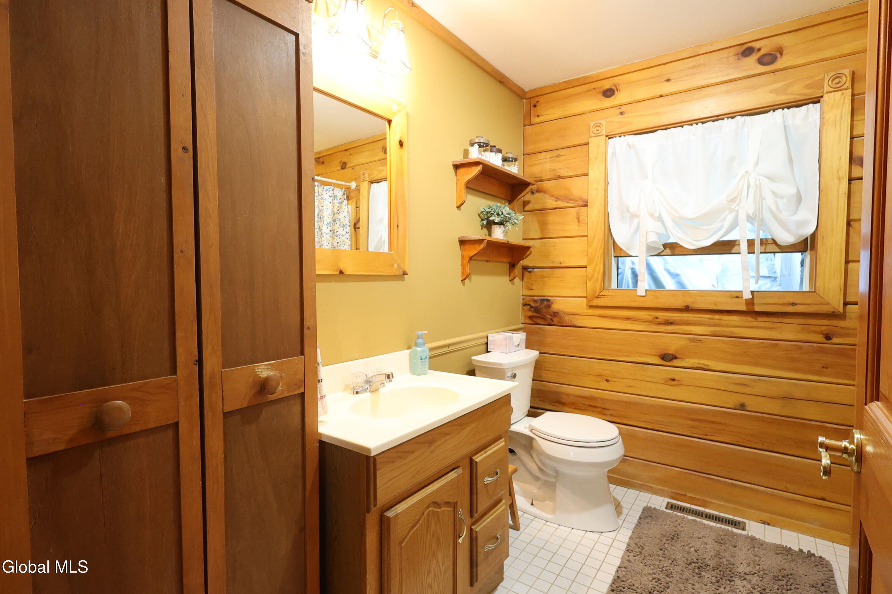 454 East Shore Drive Adirondack NY 12808