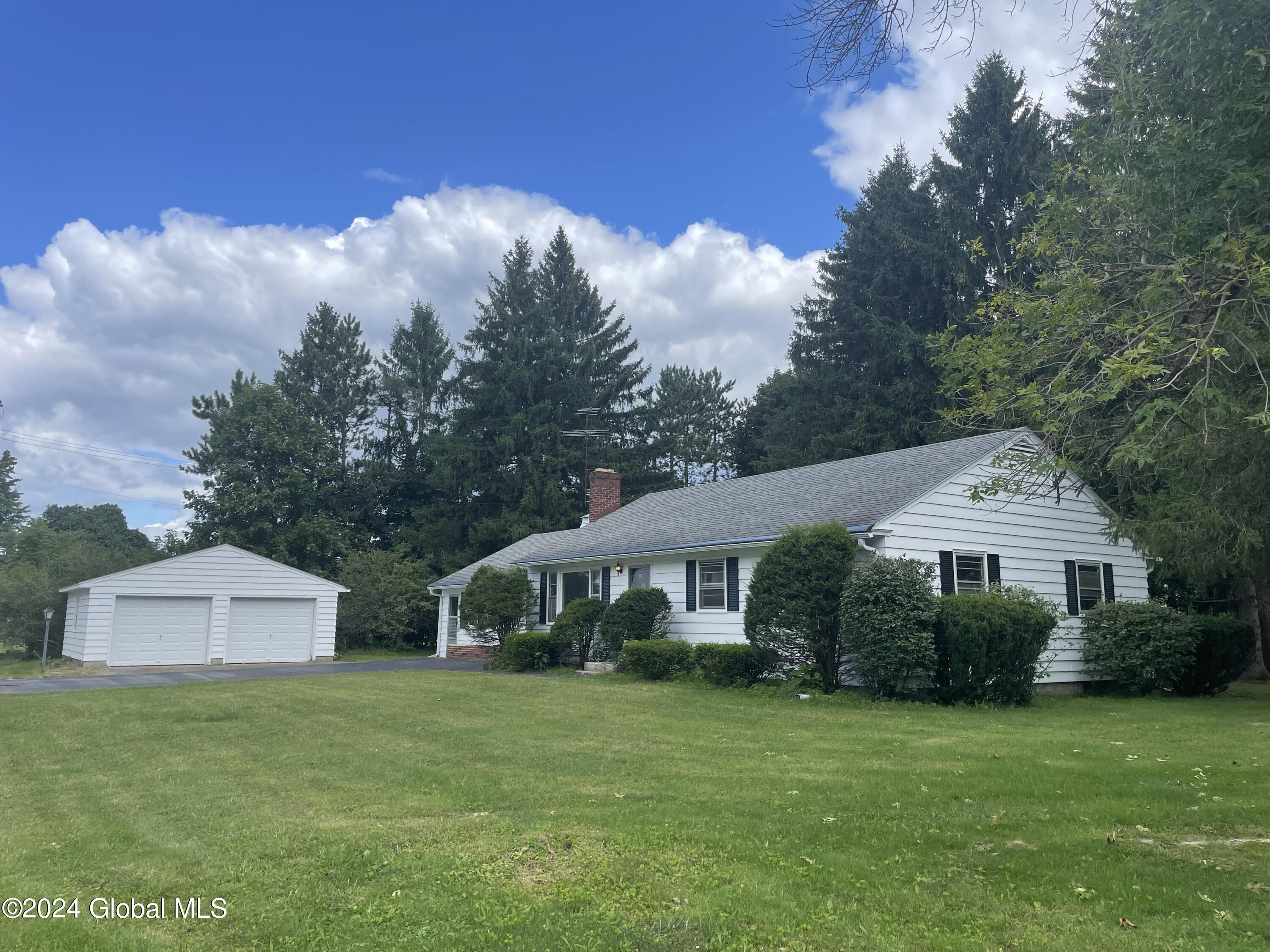 22 Van Ness Avenue Greenwich NY 12834