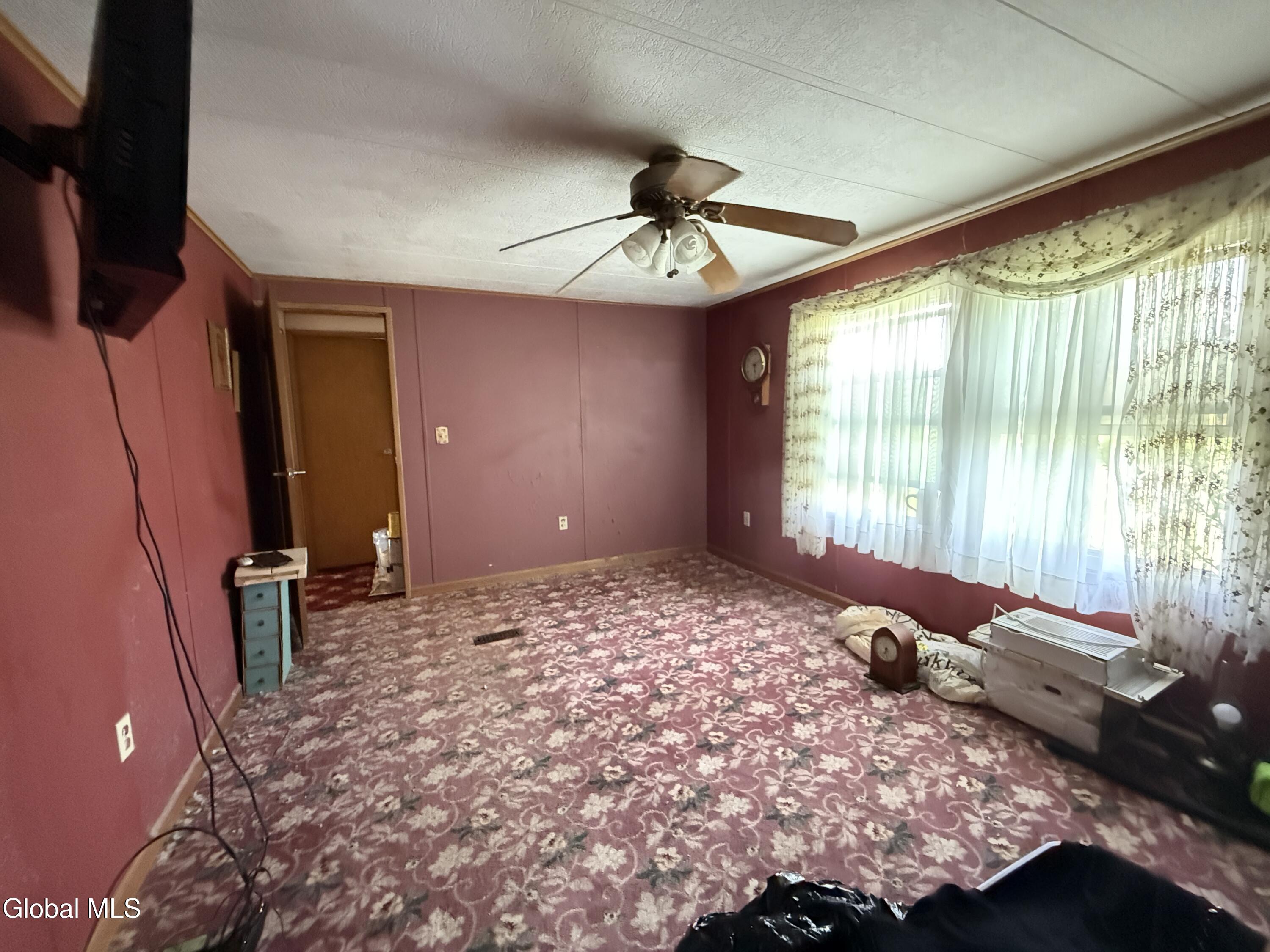 50 W Starbuck Lane Fort Ann NY 12827