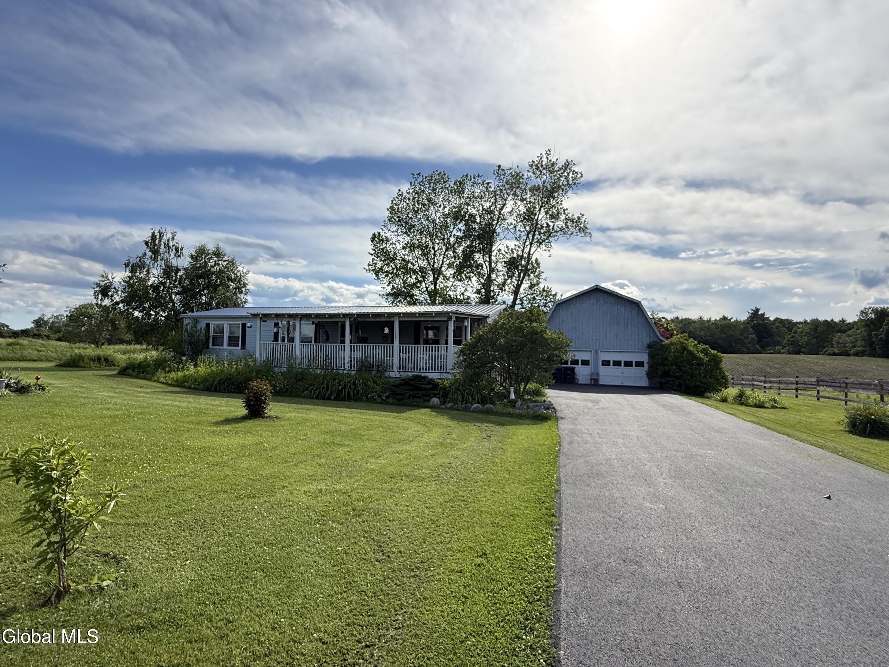 50 W Starbuck Lane Fort Ann NY 12827