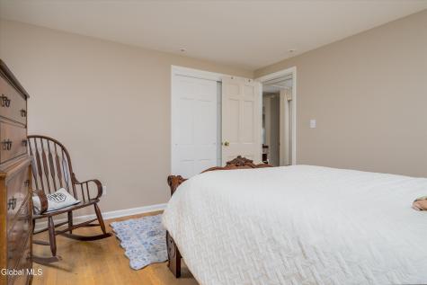 16 Macaffer Drive Menands NY 12204